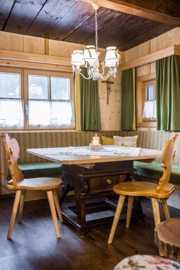 Knusperhauschen Sonnegg Villa ฟลาคเฮา ภายนอก รูปภาพ
